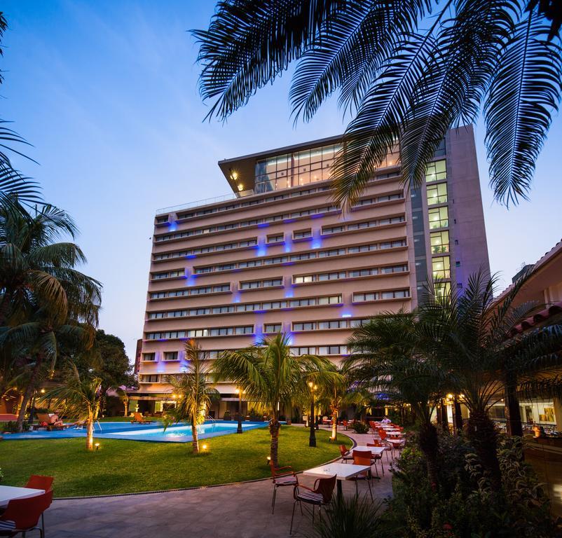 Hotel Cortez Santa Cruz de La Sierra Bagian luar foto